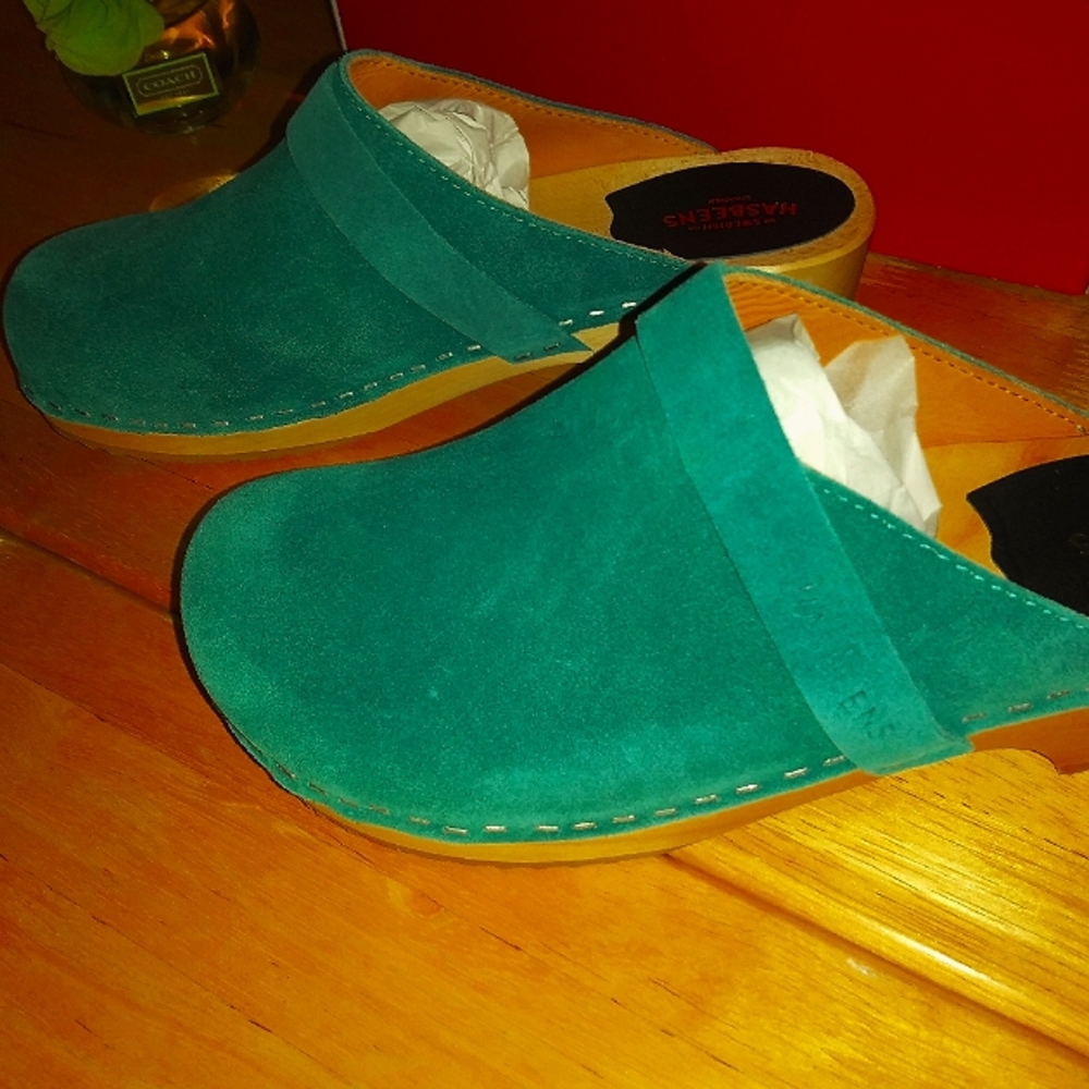 Swedish Hasbeens Teal Suede Clogs - Picture 9 of 14